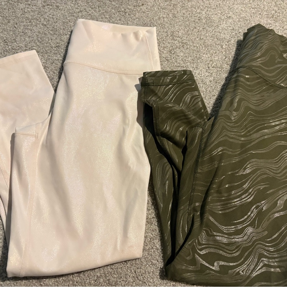 Stylish Fabletics Women's Cream and Green powerhold leggings